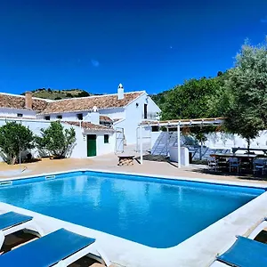 Cortijo Alzamigaja , Archidona España